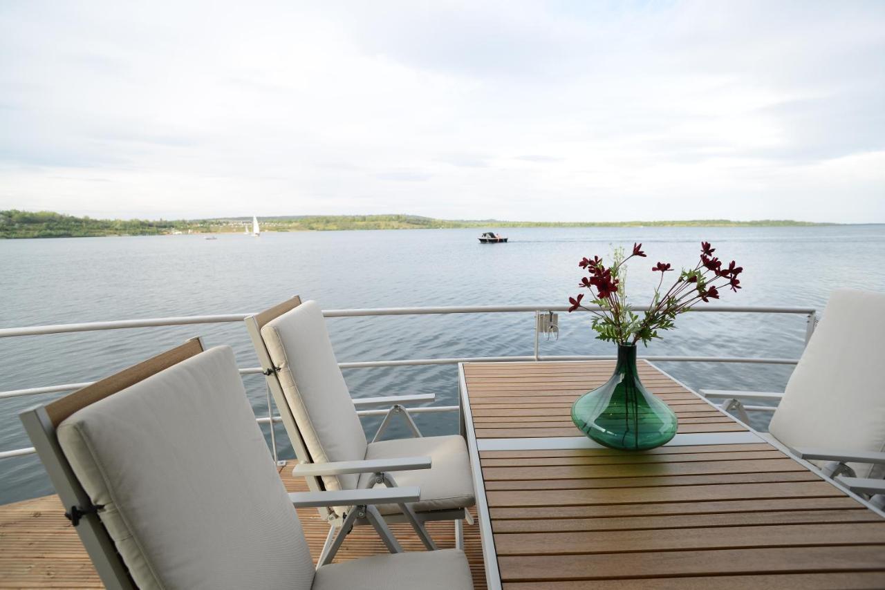 Hausboote und Ferienhäuser Marina Mücheln Mucheln Exterior foto