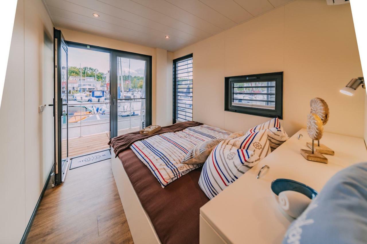 Hausboote und Ferienhäuser Marina Mücheln Mucheln Exterior foto