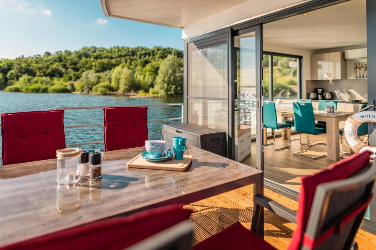 Hausboote und Ferienhäuser Marina Mücheln Mucheln Exterior foto